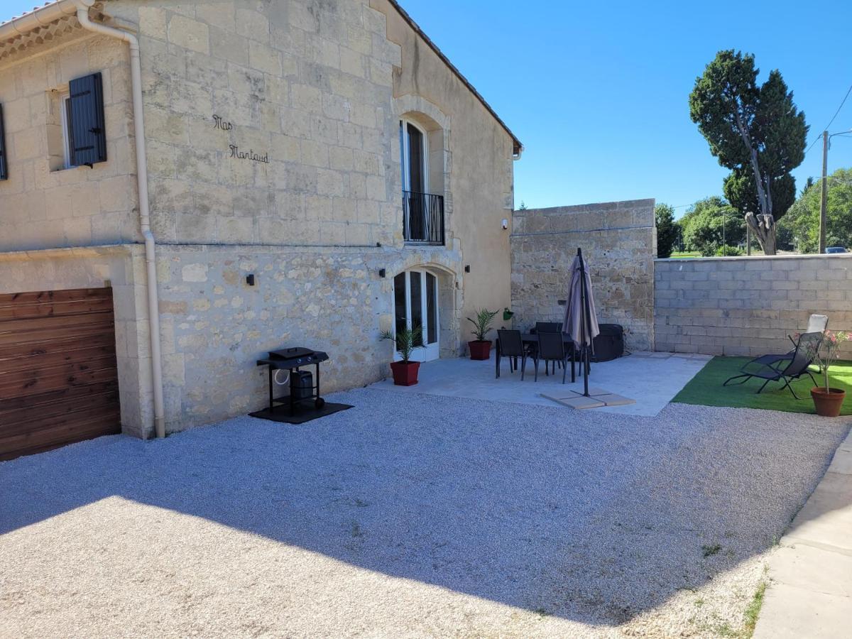 Appartement Dans Mas Provencal Arles Eksteriør bilde