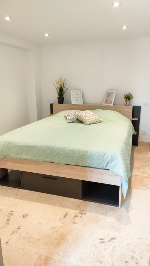 Appartement Dans Mas Provencal Arles Eksteriør bilde